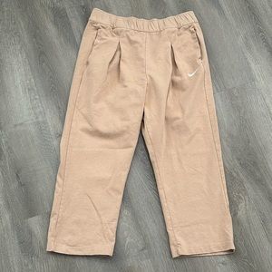 NWOT Nike Women’s Khaki Cropped Joggers -M